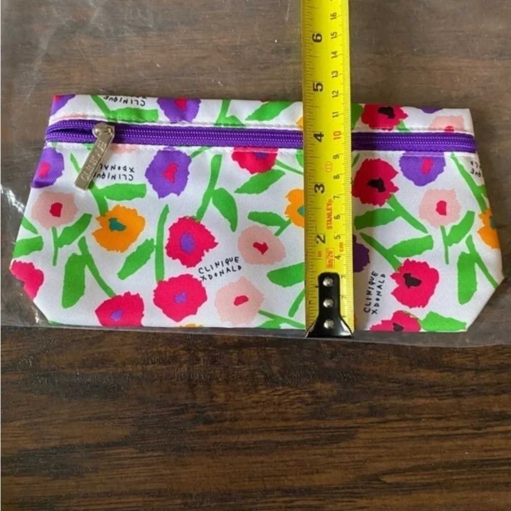 Clinique x Donald Robertson Limited Edition Tote and Makeup Bag Floral